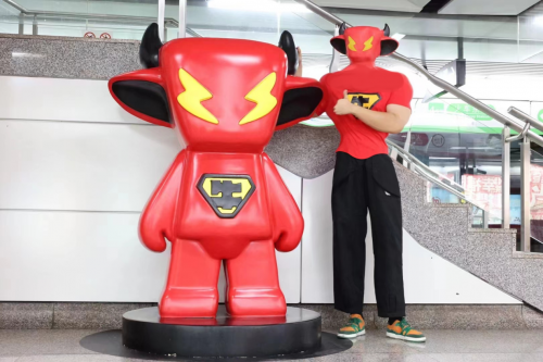 大耳牛×杭州地铁,今秋在这里碰撞 大耳牛×杭州地铁,今秋在这里碰撞