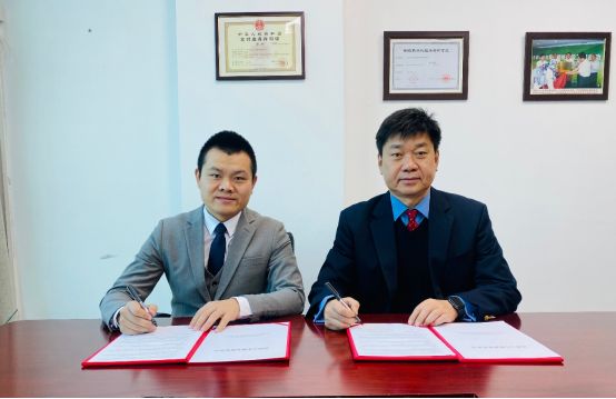 云仓酒庄全面启动经销商在第三方支付公司的注册工作