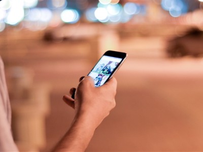 iPhone 16渲染图流出，垂直相机排列成焦点